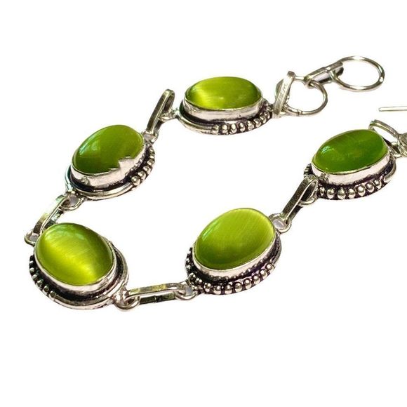 Natural Green Cat's Eye Gemstones in a 925 Stamped Bracelet - Picture 3 of 6